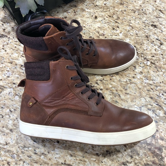 Express Leather Brown High Top Lace-up Round-toe Sneakers 9